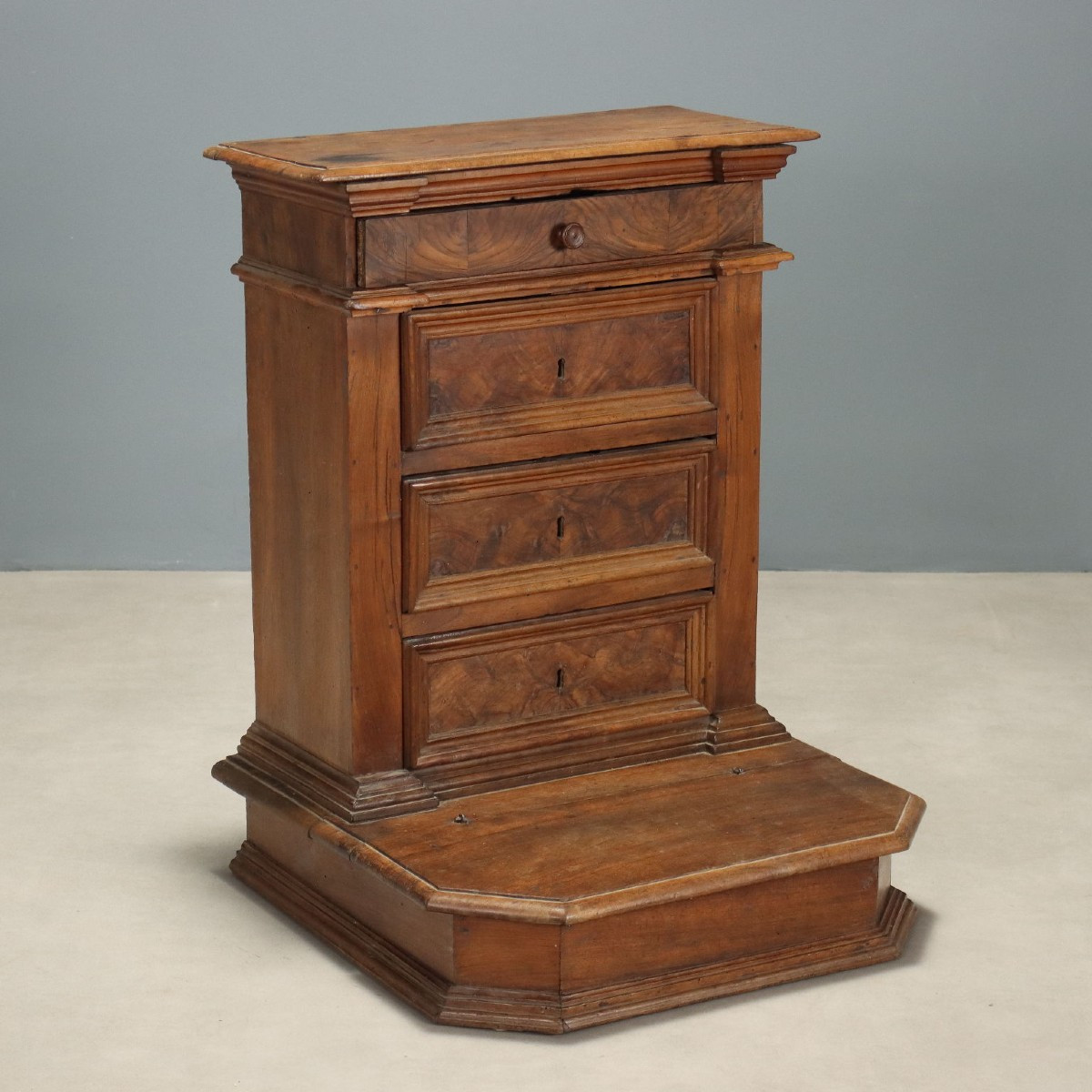 Baroque Walnut Kneeler Italy Early 18th Century