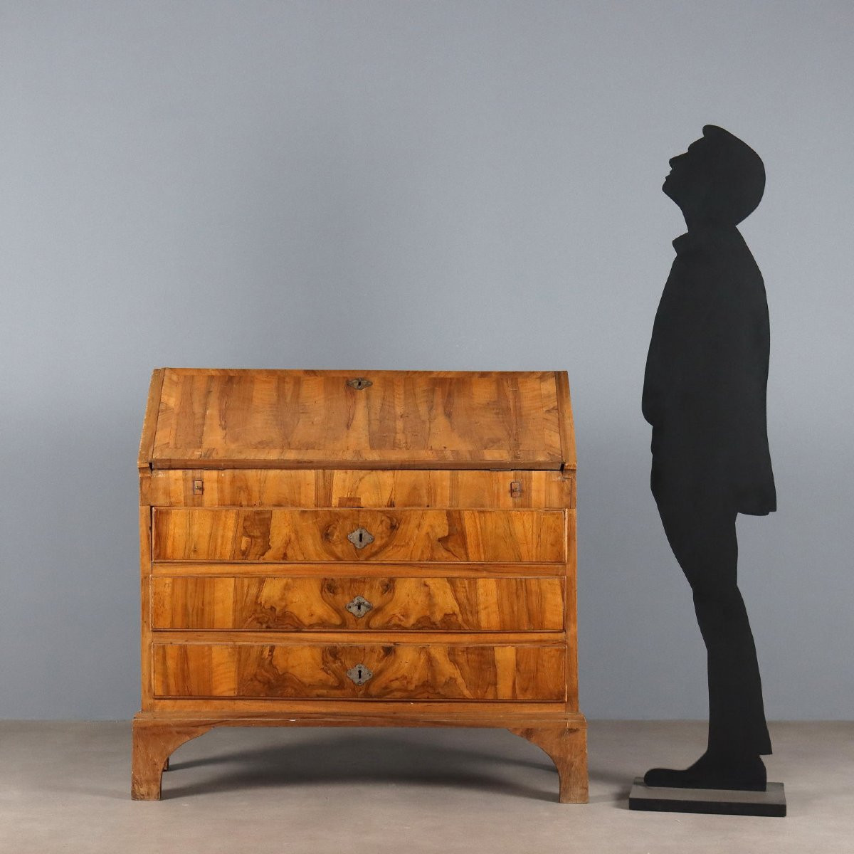 Walnut And Walnut Burl Desk Central Italy 18th Century-photo-2