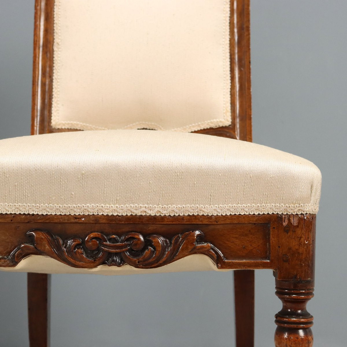 Six Chaises Louis Philippe Anciennes Noyer Gravé XIXe Siècle-photo-2