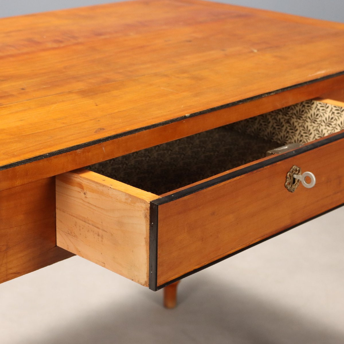 Antique Table Cherrywood Drawer Italy XIX Century-photo-3