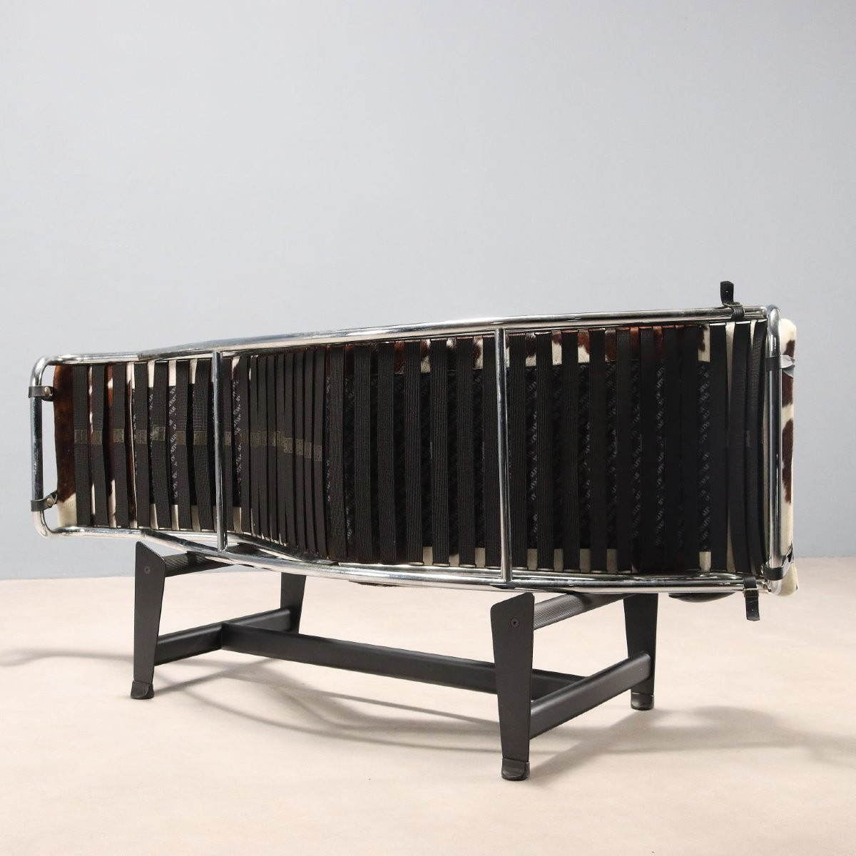Alivar Chaise Longue Vintage Design Enamelled Metal 1980s-photo-5