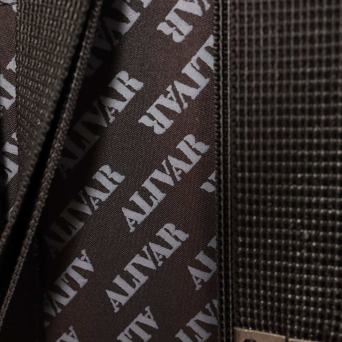 Alivar Chaise Longue Vintage Design Enamelled Metal 1980s-photo-6