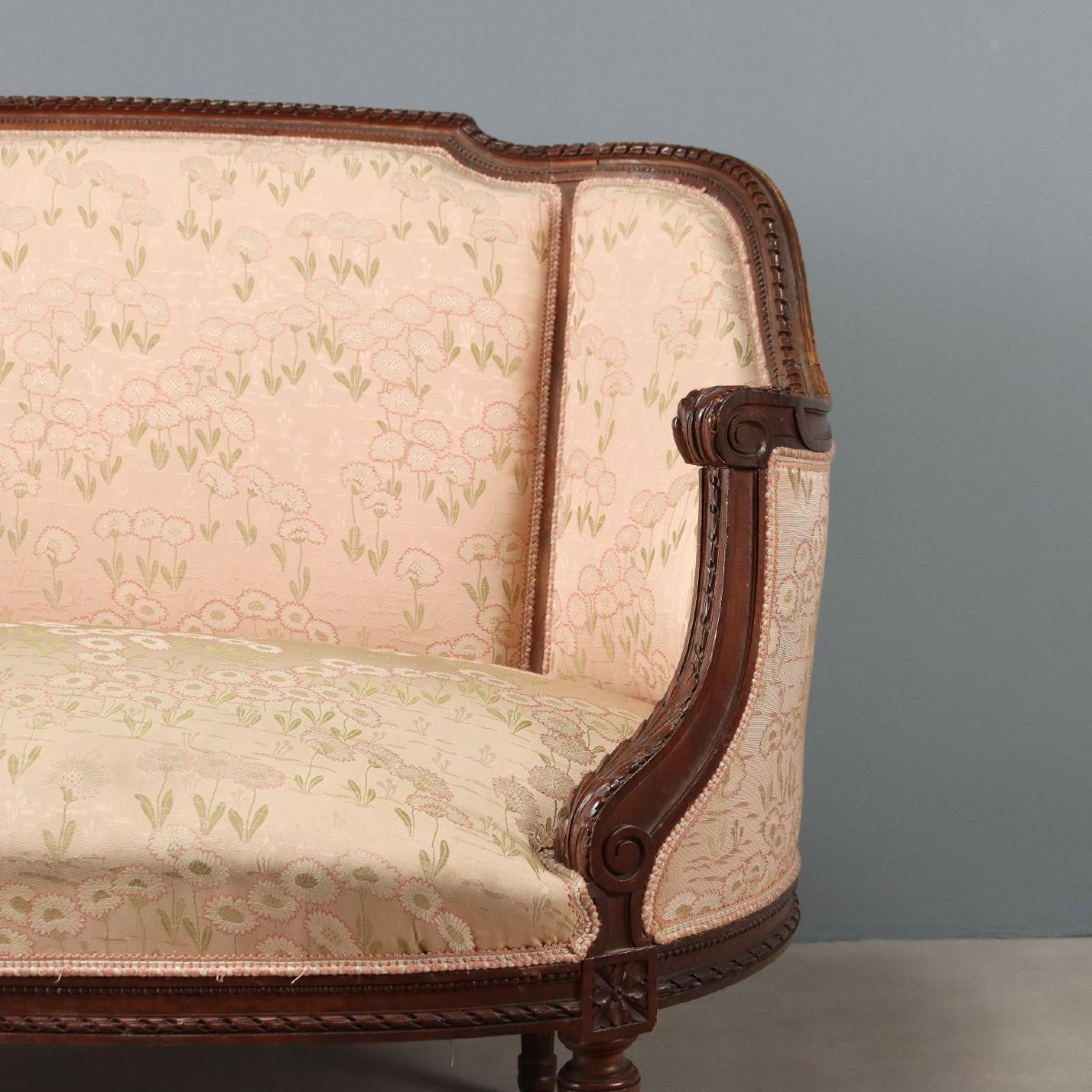 Antique Sofa Neoclassical Style Walnut Carvings XIX Century-photo-3