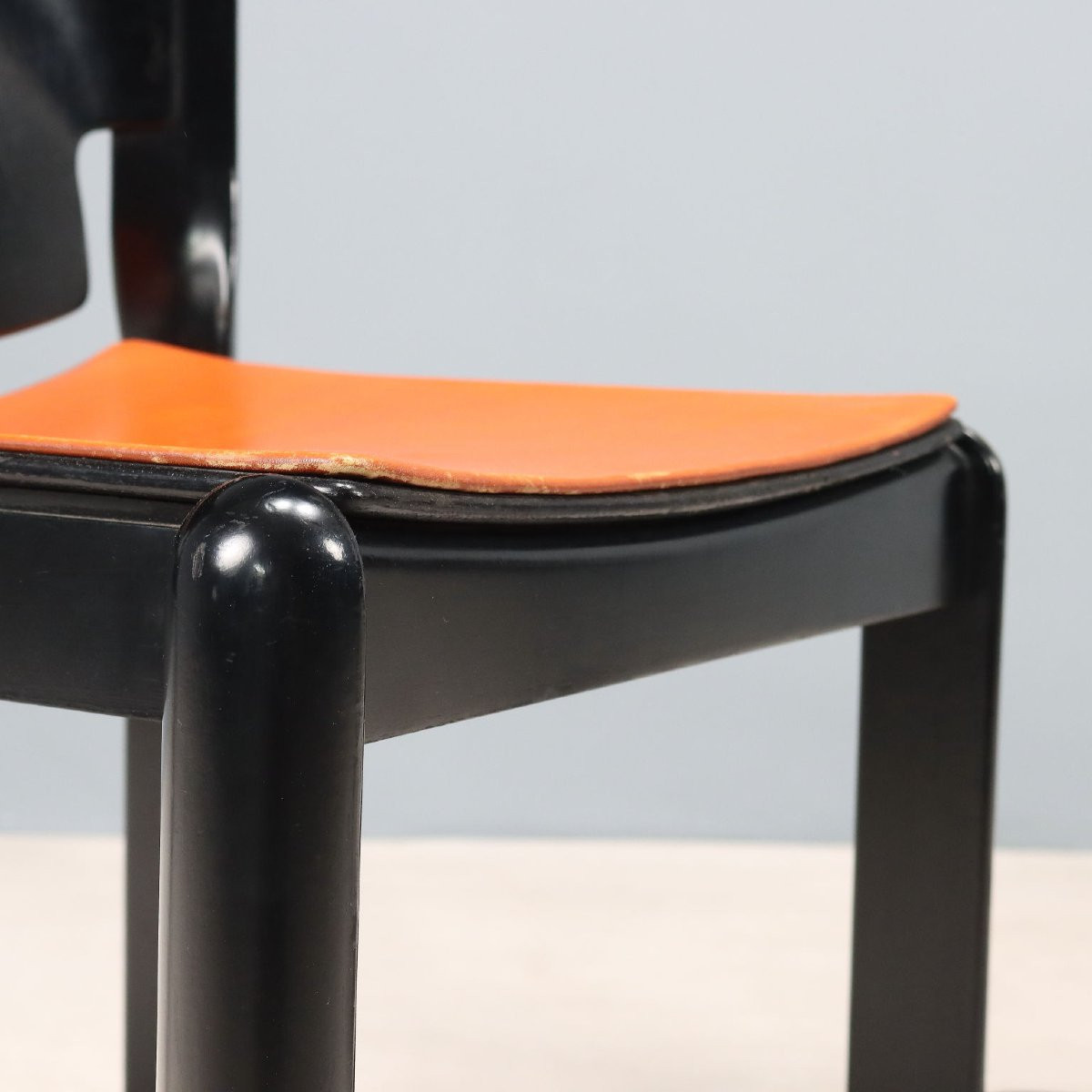 Chaises Cassina 122 Vintage Design Vico Magistretti Années 1960-70-photo-2