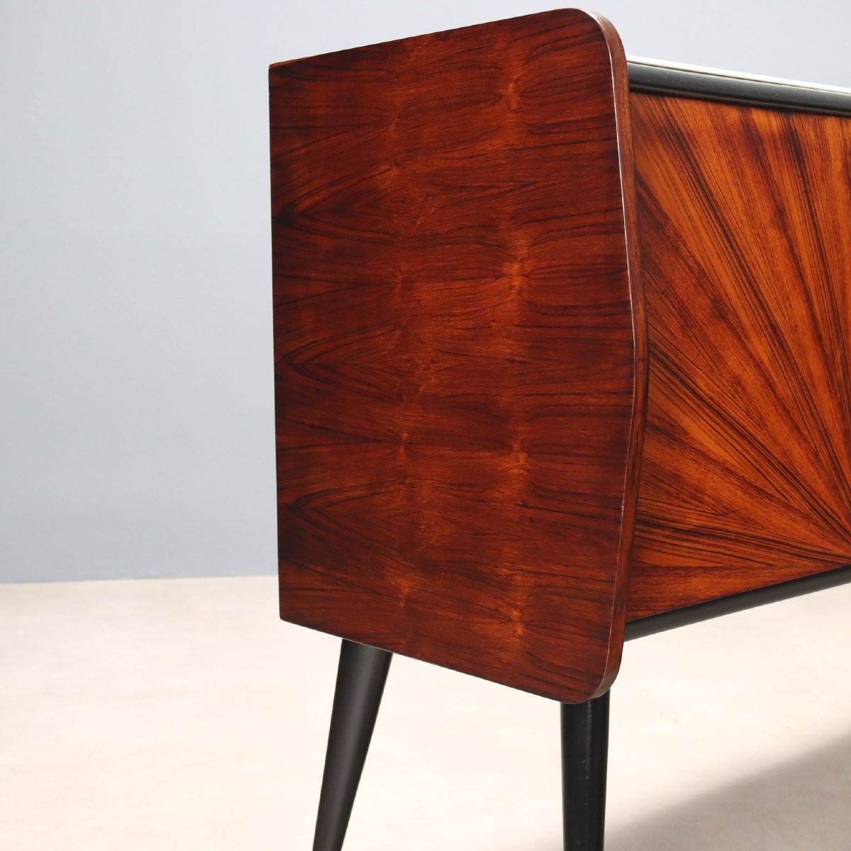 Buffet Vintage Plaqué en Bois Exotiques Design Années 1950-photo-1