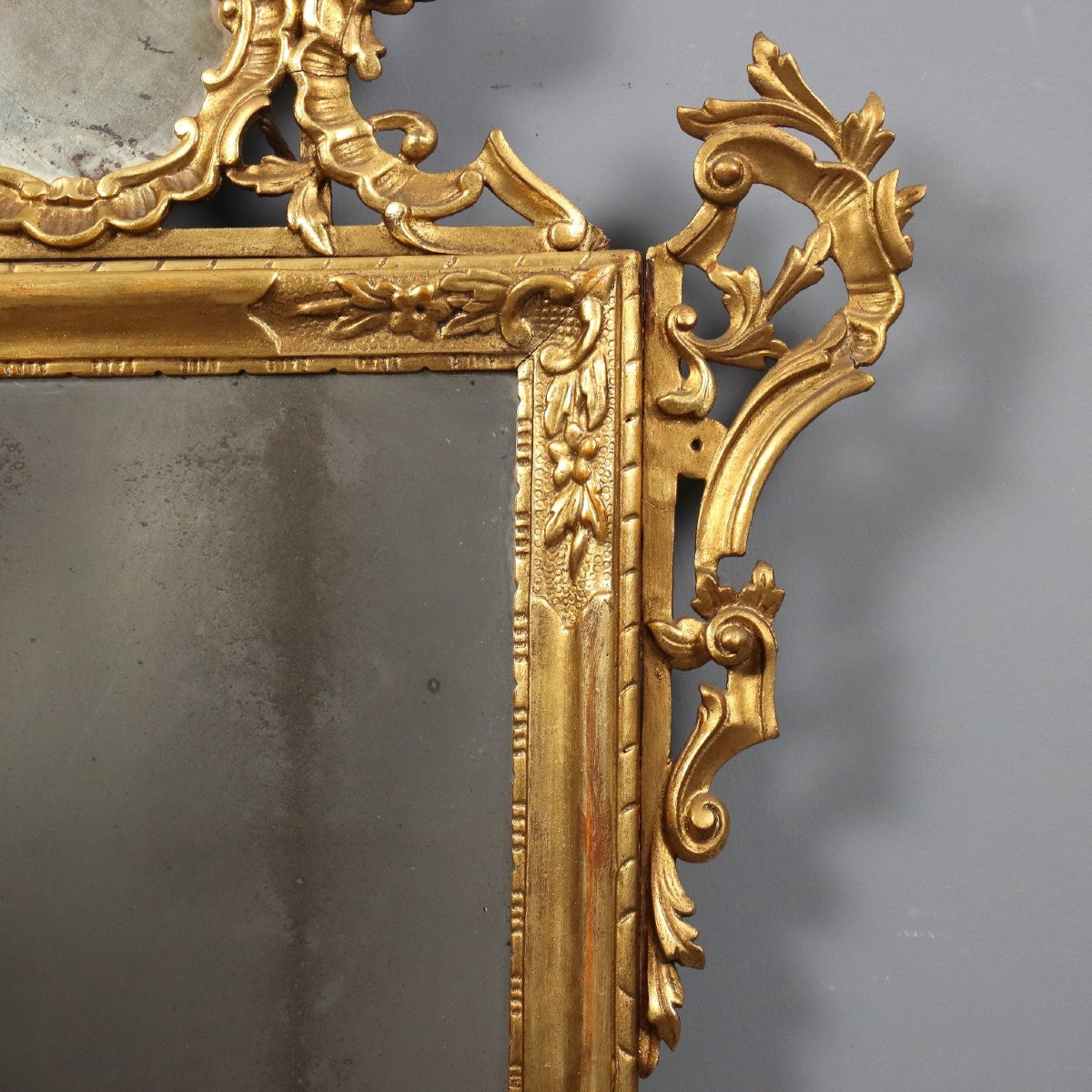 Miroir sculpté et doré Italie, fin du XIXe siècle-photo-1
