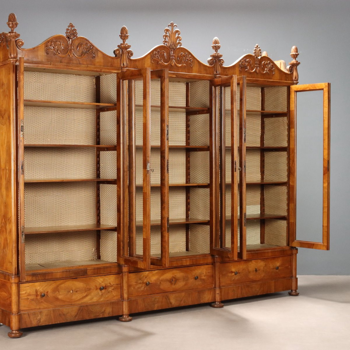 Antique Bookcase Walnut 6 Doors 3 Drawers Italy XIX Century-photo-3