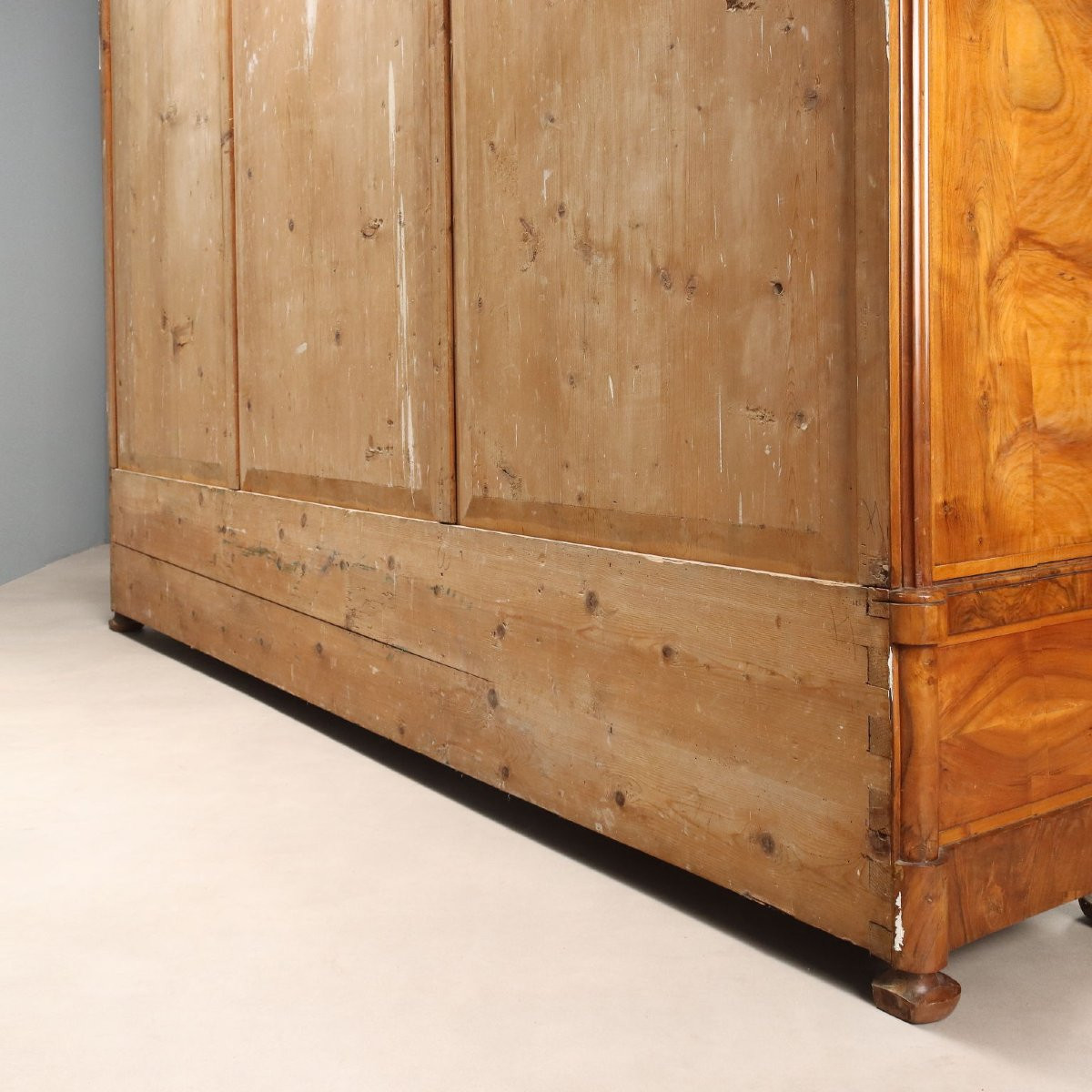 Antique Bookcase Walnut 6 Doors 3 Drawers Italy XIX Century-photo-7