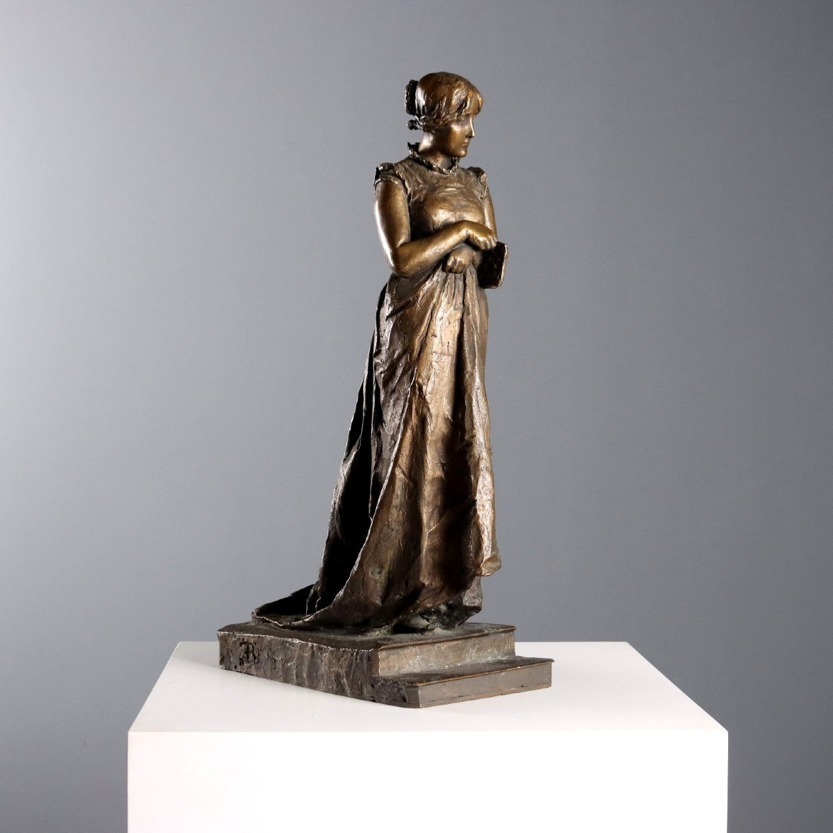Femme au Livre Sculpture Signé Felice Bialetti Italie XIXe Siècle