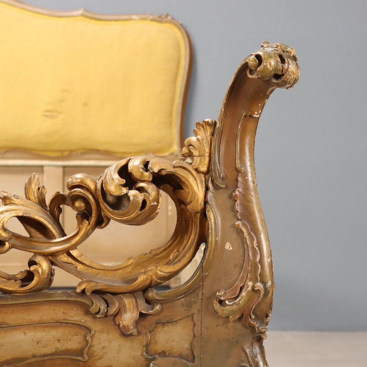 Antique Bed Carved Gilded Wood Italy XX Century-photo-1