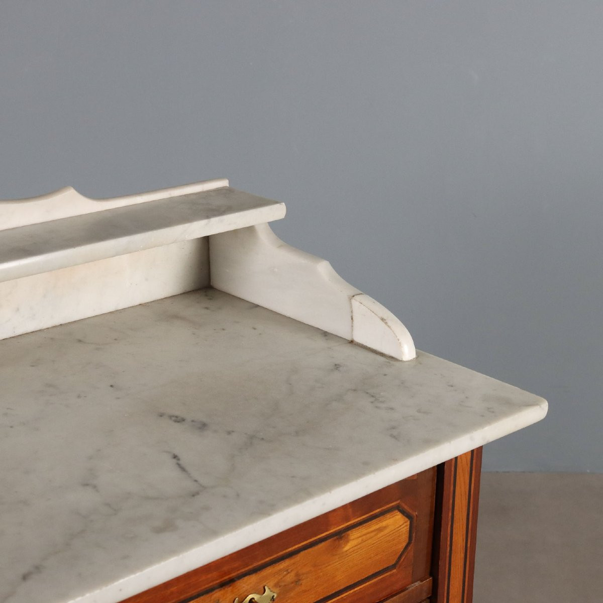 Commode en acajou  Italie, début du XXe siècle-photo-4