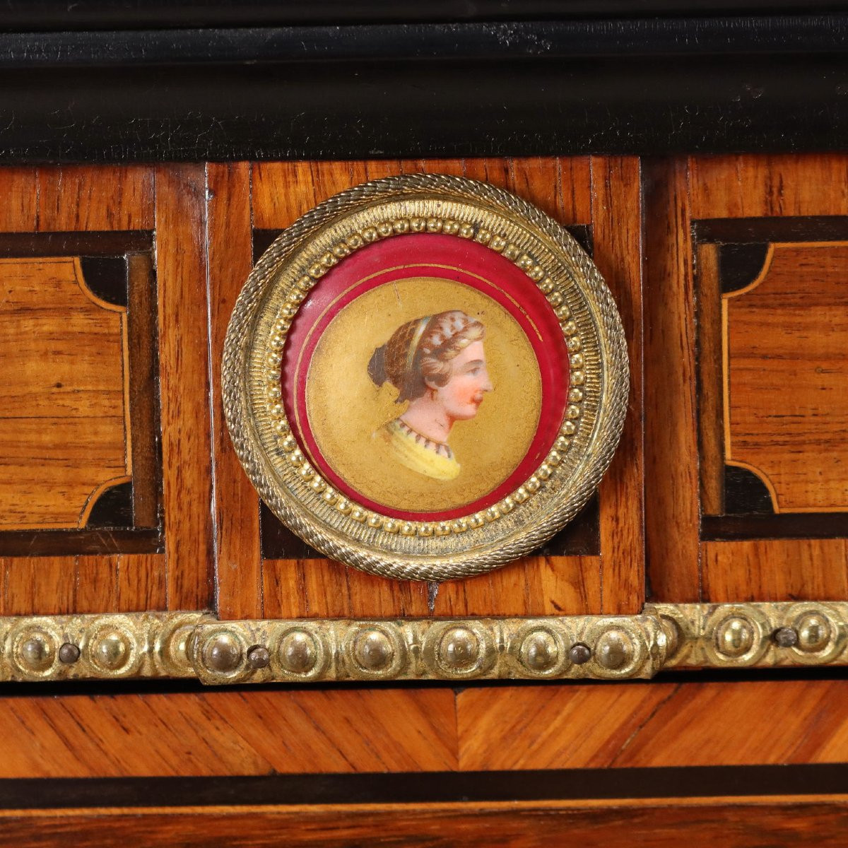 Victorian Rosewood And Bois De Rose Sideboard England Second Half Of The 19th Century-photo-3