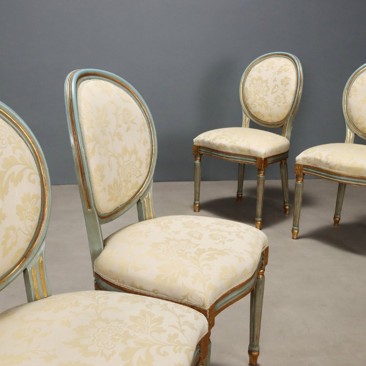 Chaises Anciennes Style Néoclassique Bois Laqué Italie du XXe Siècle-photo-3