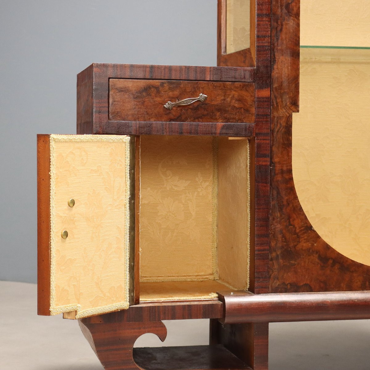 Vintage Dispaly Cabinet Burl Veneer Design Italy 1920s-1930s-photo-4