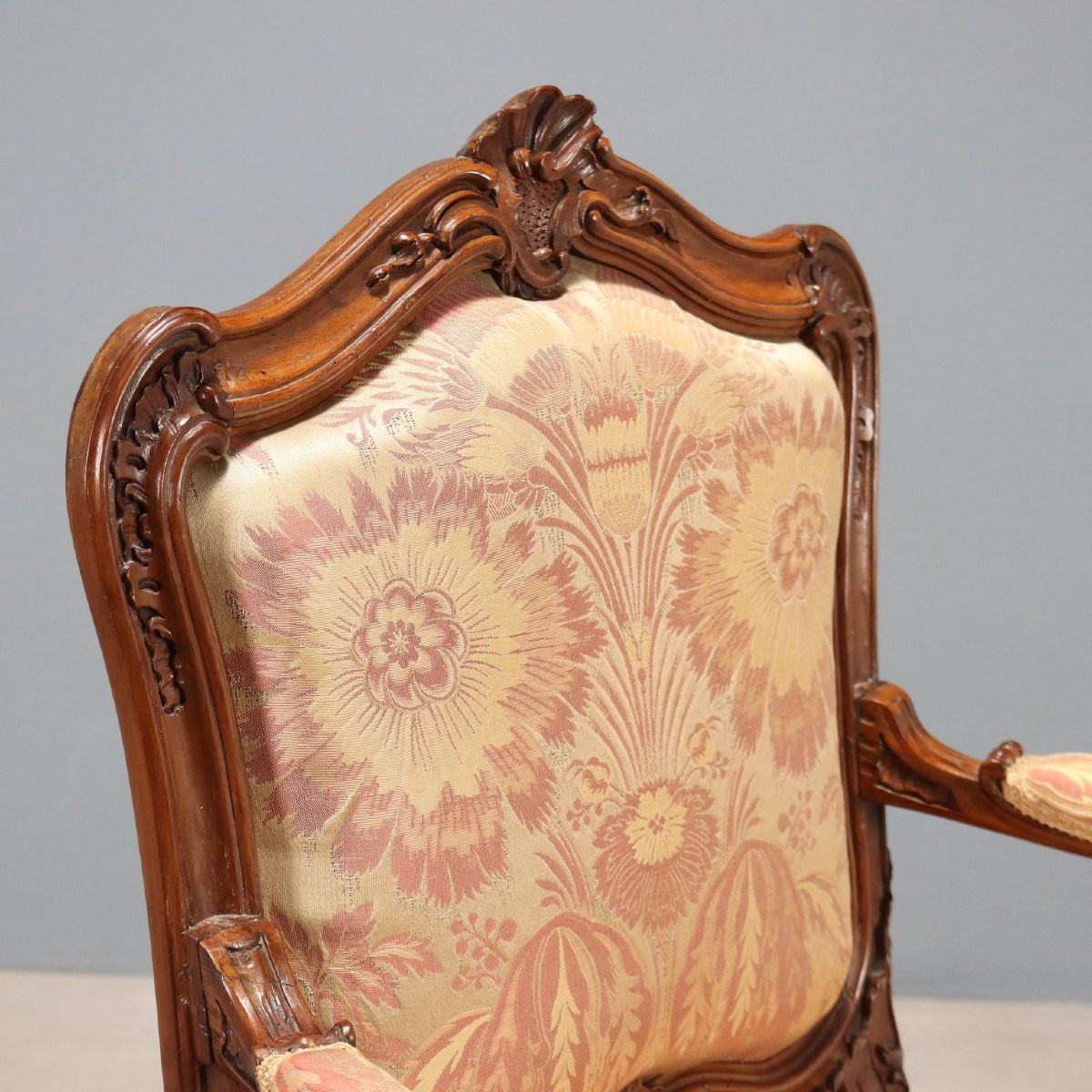 Fauteuil baroque en noyer Gênes, milieu du XVIIIe siècle-photo-3