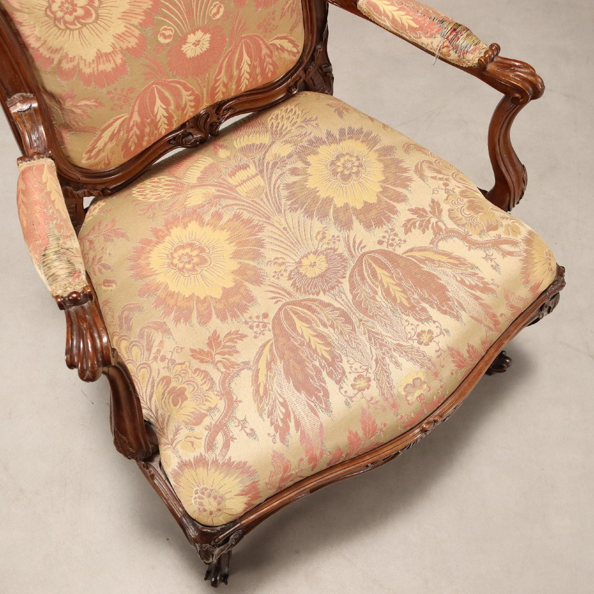 Fauteuil baroque en noyer Gênes, milieu du XVIIIe siècle-photo-3