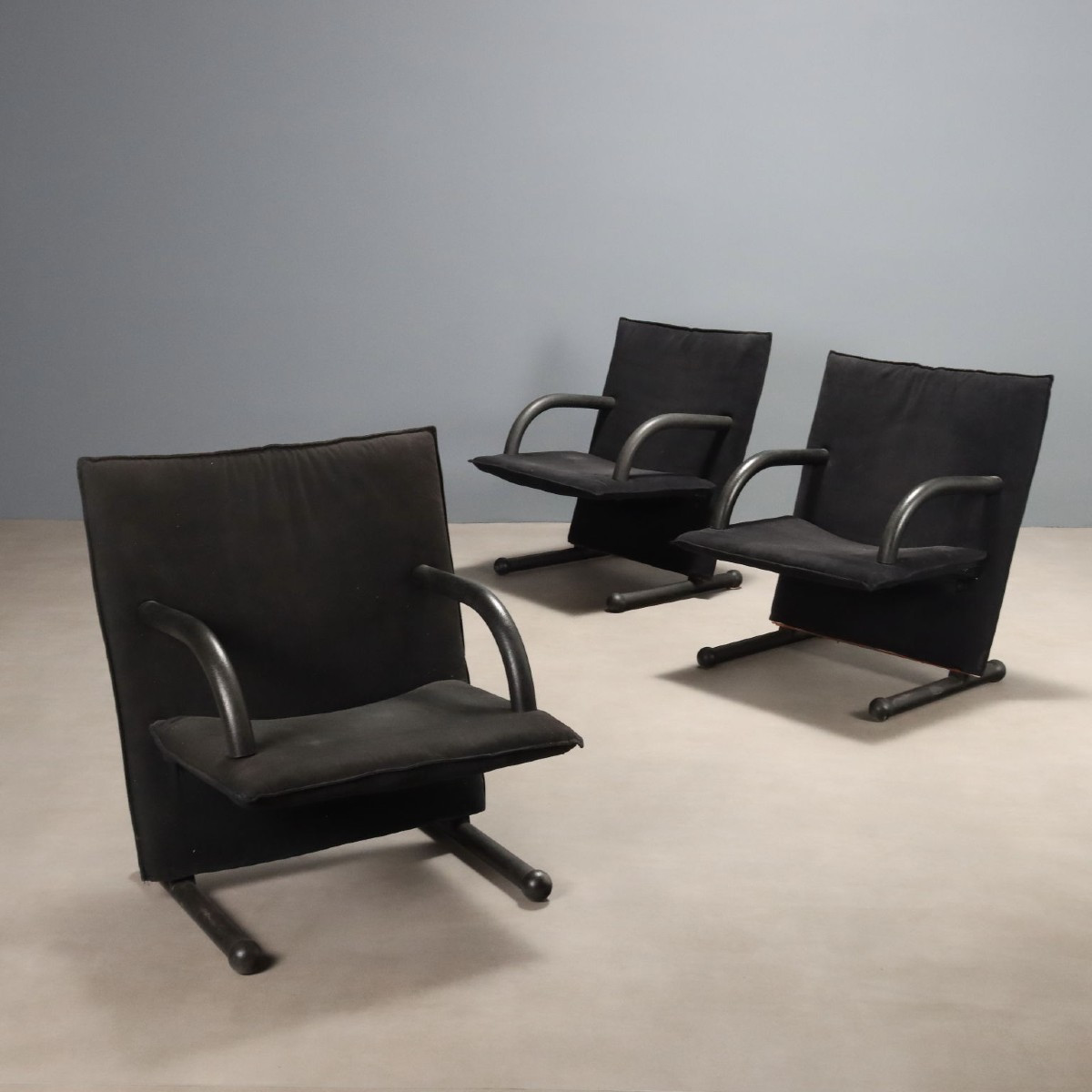 Fauteuils Artflex 'T Line' Design Burkhard Vogtherr Cuir Années 80