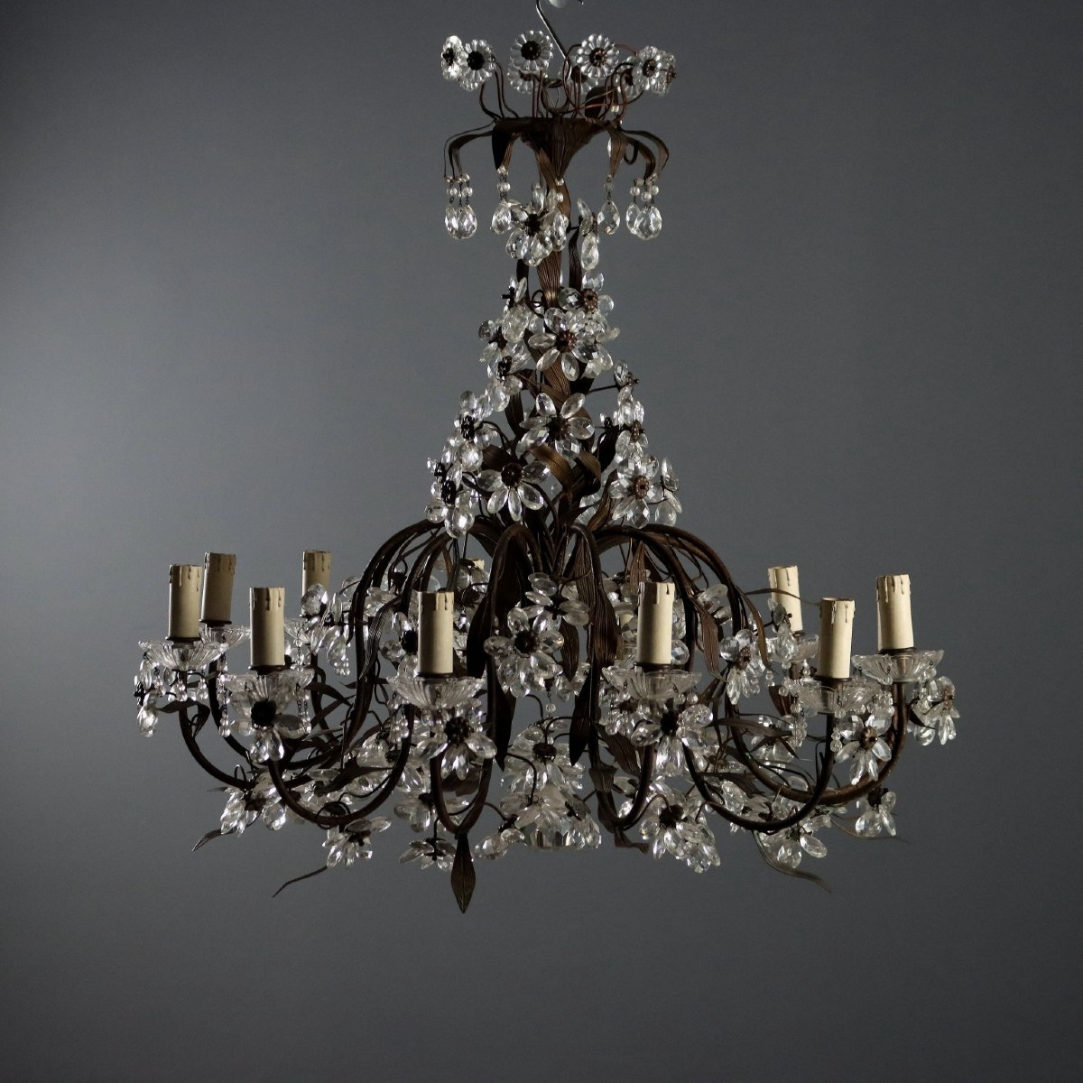  Lustre en fer et tôle Italie du XXe siècle