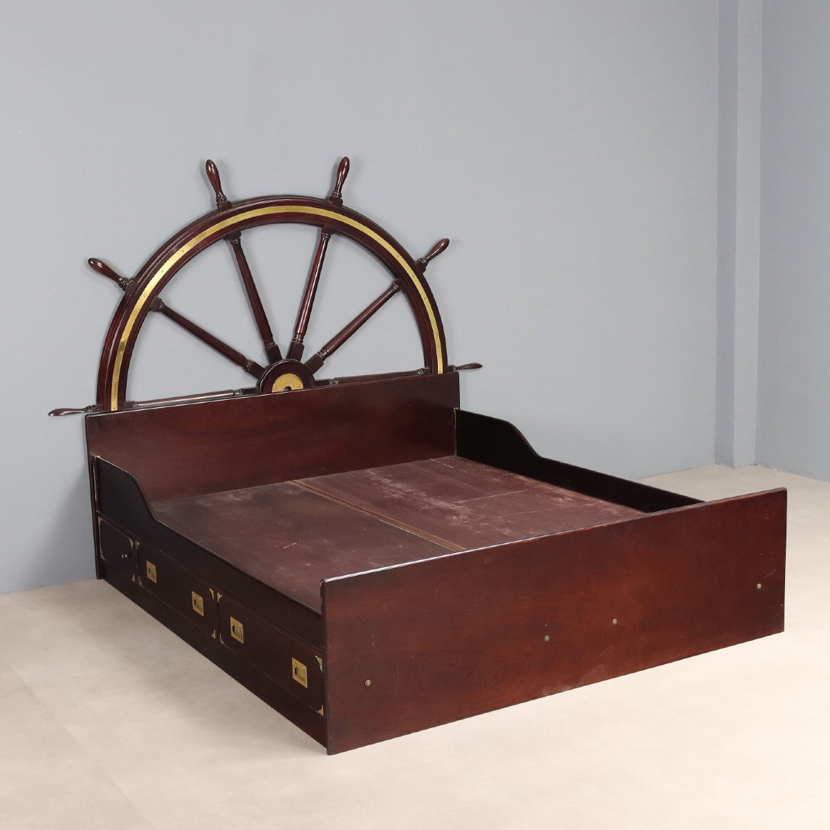 20th-century Italian Nautical-style Double Bed