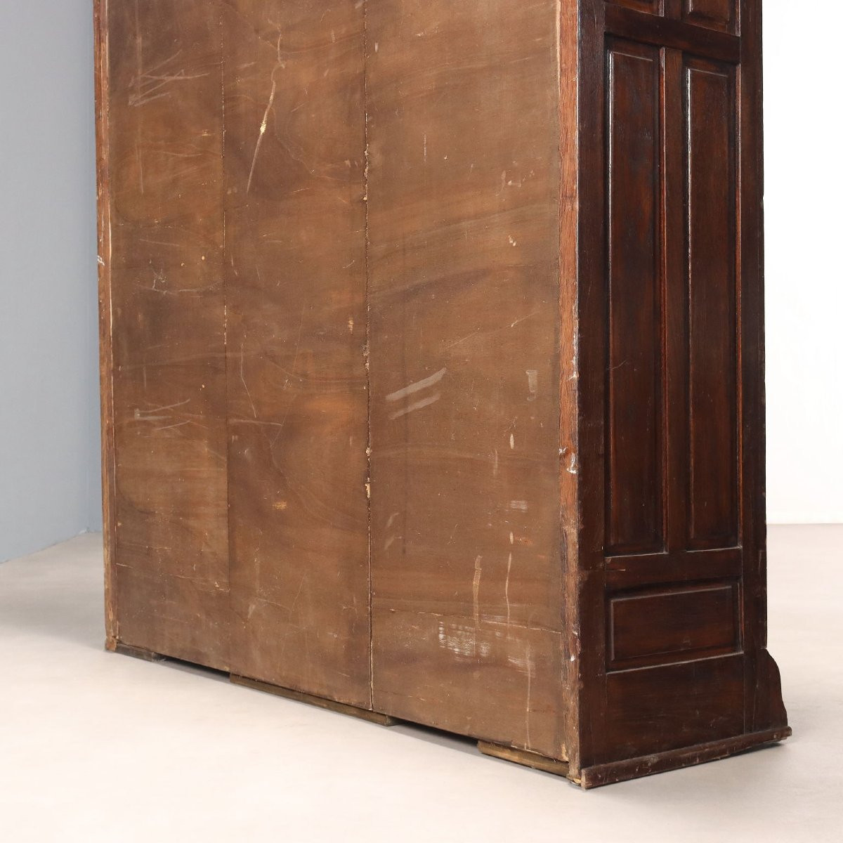Early 20th-century Italian Walnut-stained Oak Chest Of Drawers-photo-5