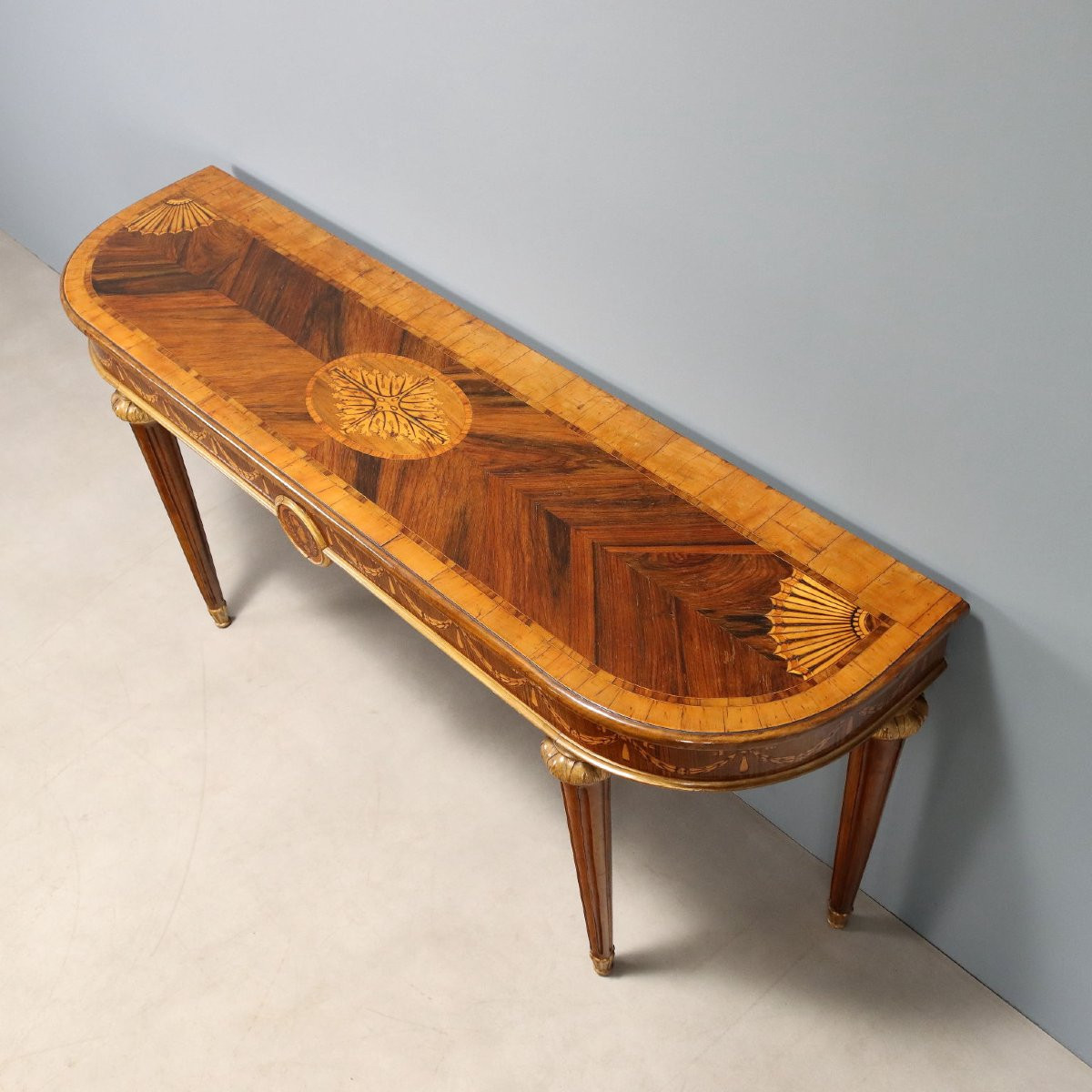 Early 20th-century Italian Walnut Console Table In The Neoclassical Style-photo-2