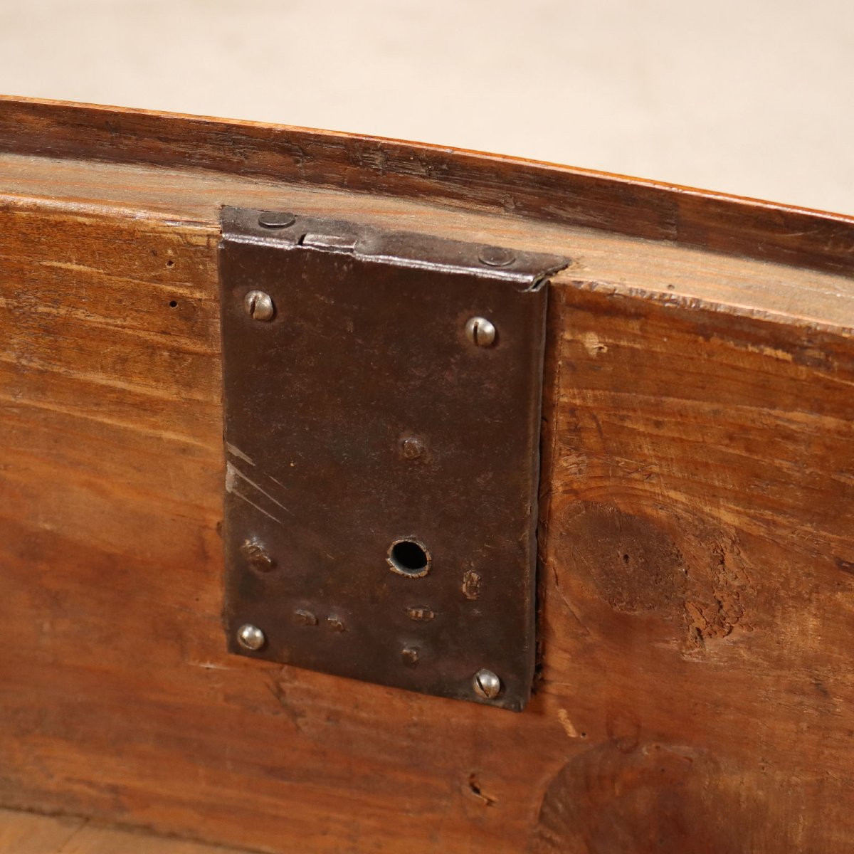 Commode Baroque Ancienne Noyer Bruyère 4 Tiroirs Lombardie  XVIIIe Siècle-photo-3
