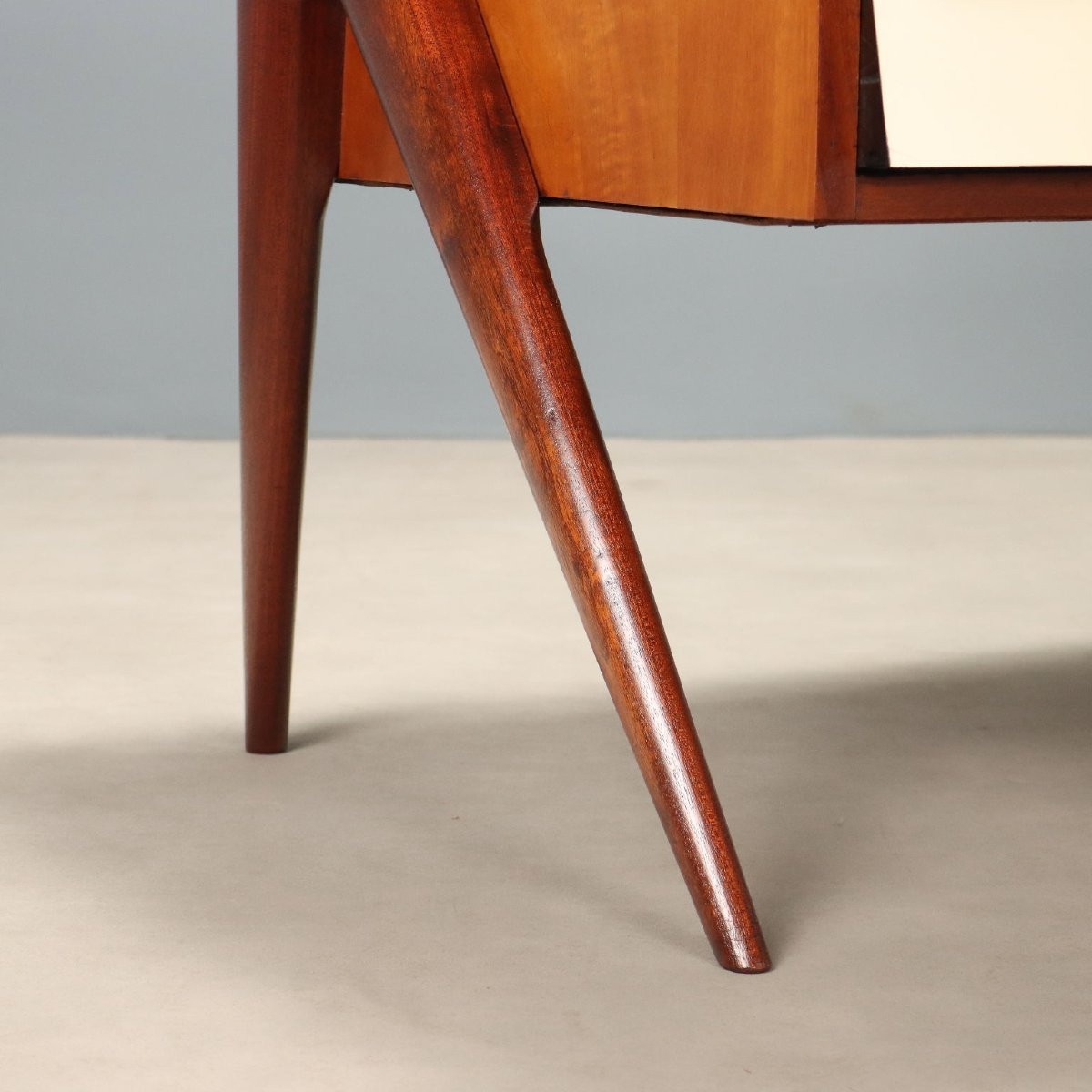 Bureau Vintage Hêtre Teinté Peuplier Design Italie Années 1950-photo-3
