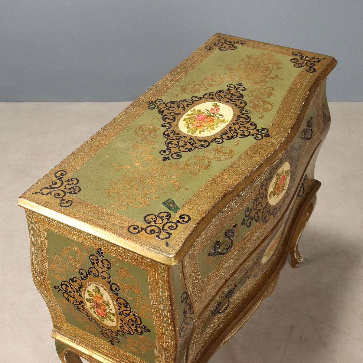 Petite commode en bois laqué et peint  Italie du XXe siècle-photo-3