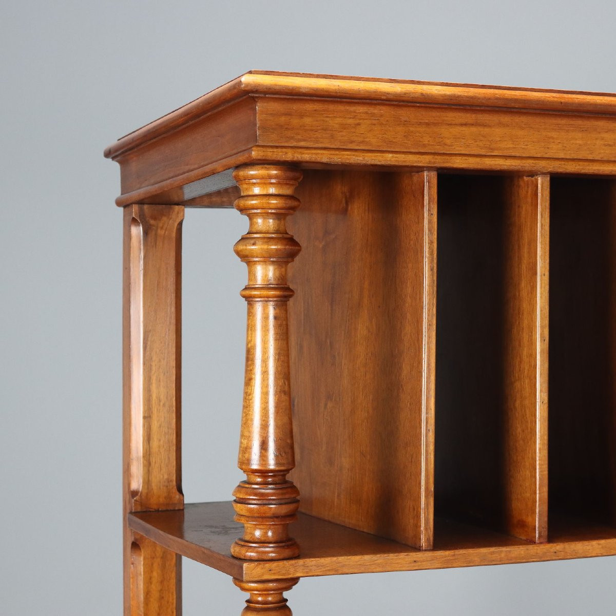 Italian Walnut Etagere, Late 19th Century-photo-3