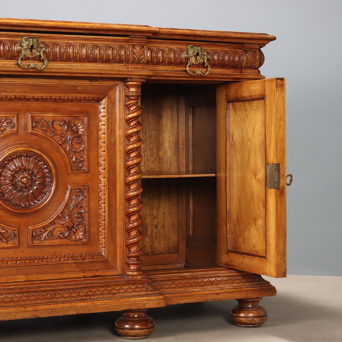 Neo-baroque Sideboard In Italian Walnut, Late 19th Century-photo-2