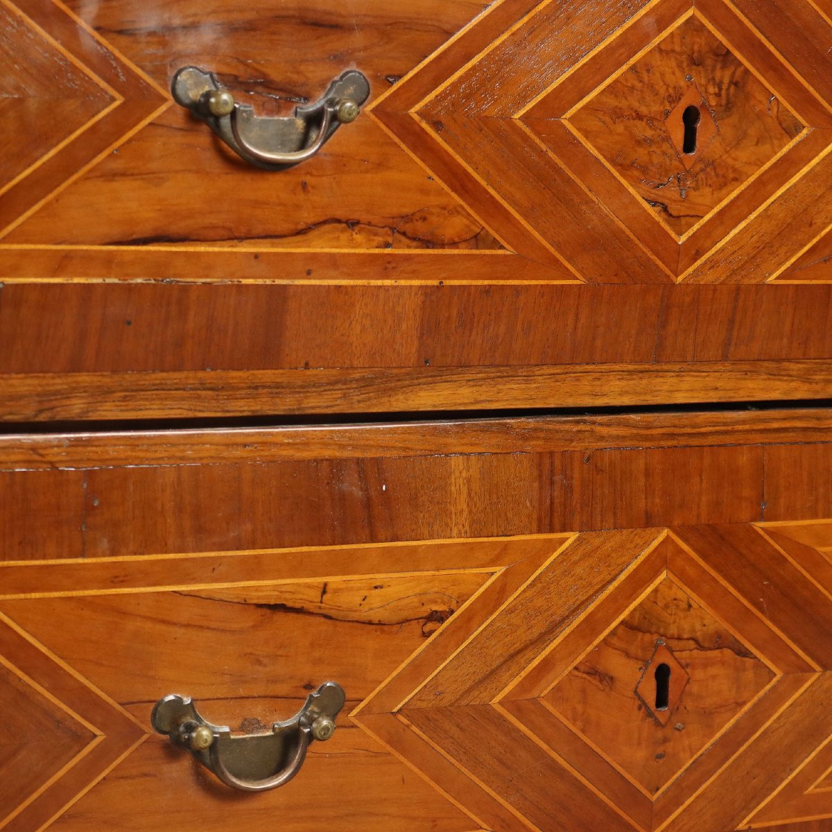 18th-century Central Italian Walnut Cabinet With Olive Wood Inlays-photo-4