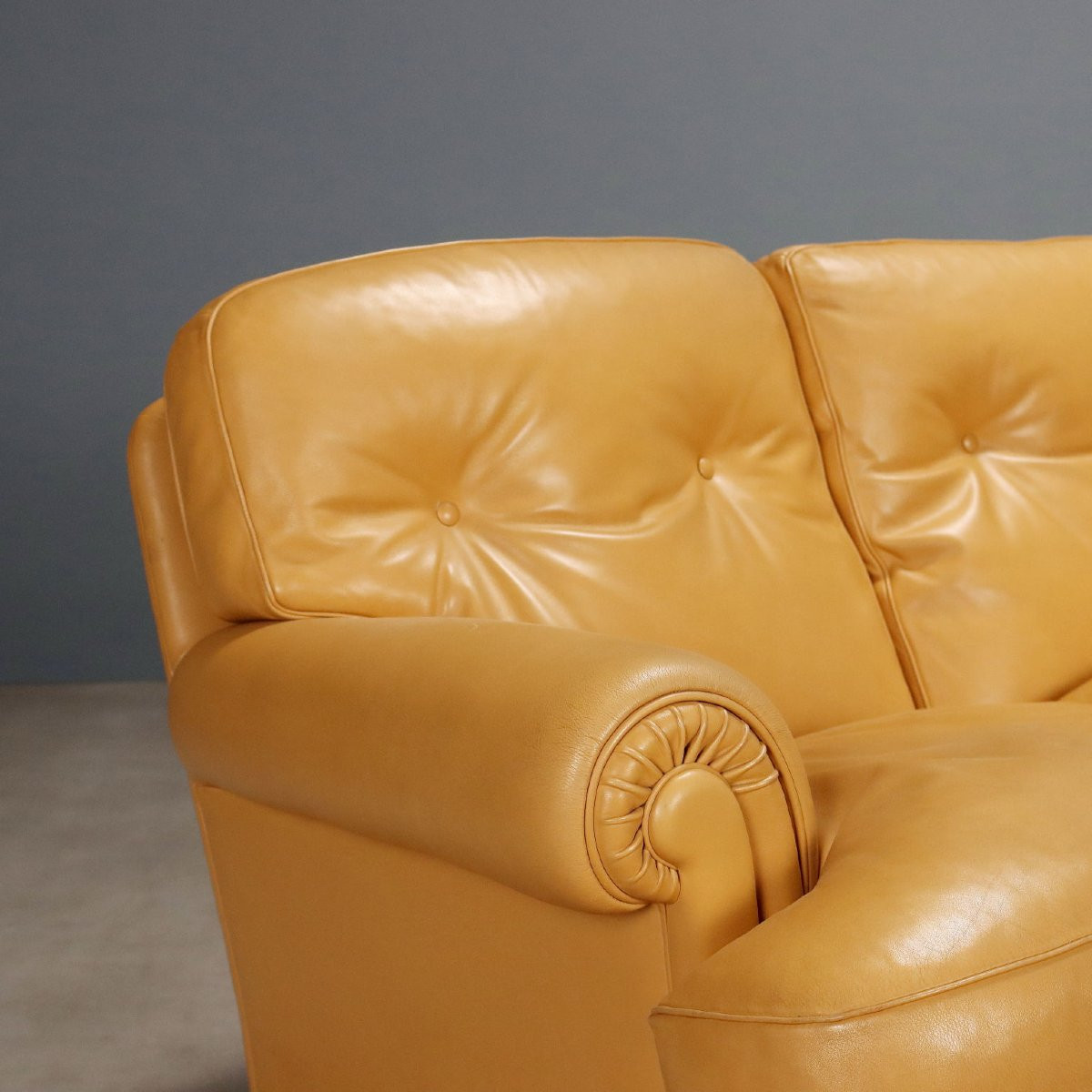 Poltrona Frau 'dream/b' Vintage Sofa Leather Design Italy 1980s–1990s-photo-3