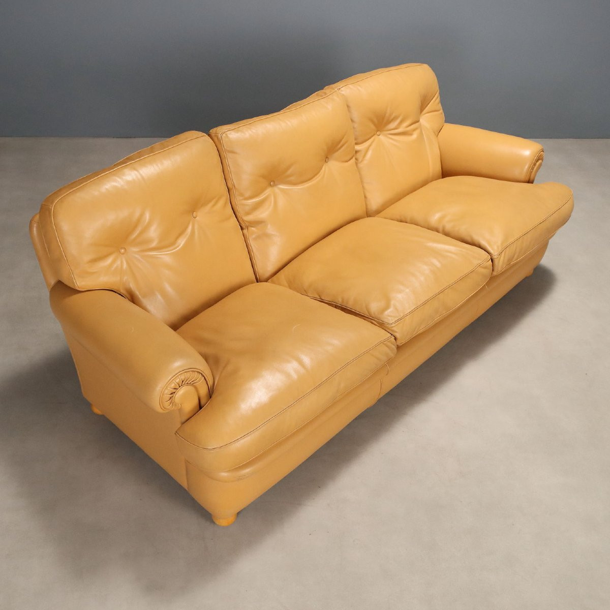 Poltrona Frau 'dream/b' Vintage Sofa Leather Design Italy 1980s–1990s-photo-2