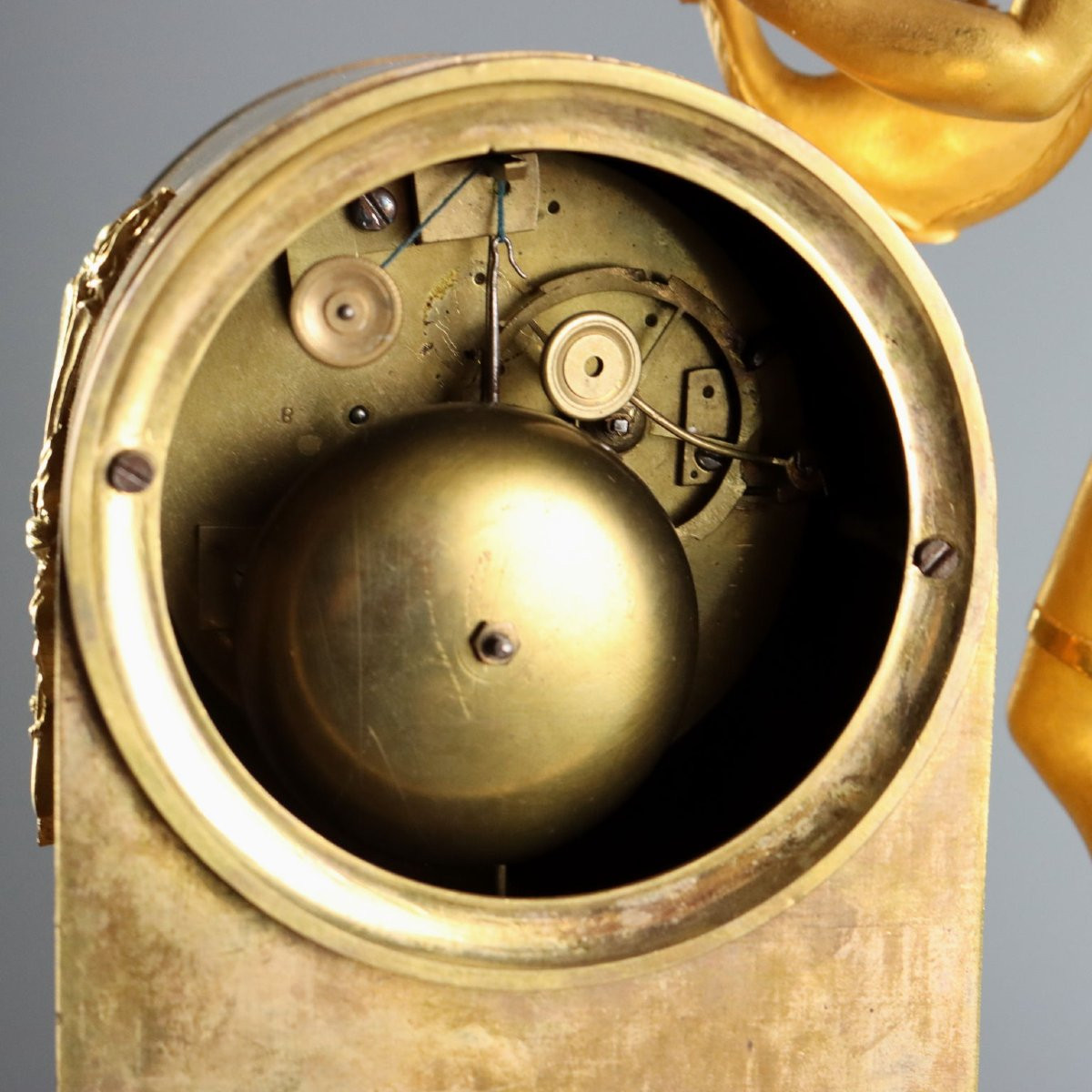 Horloge de table avec vitrine France Seconde moitié du XIXe siècle-photo-6