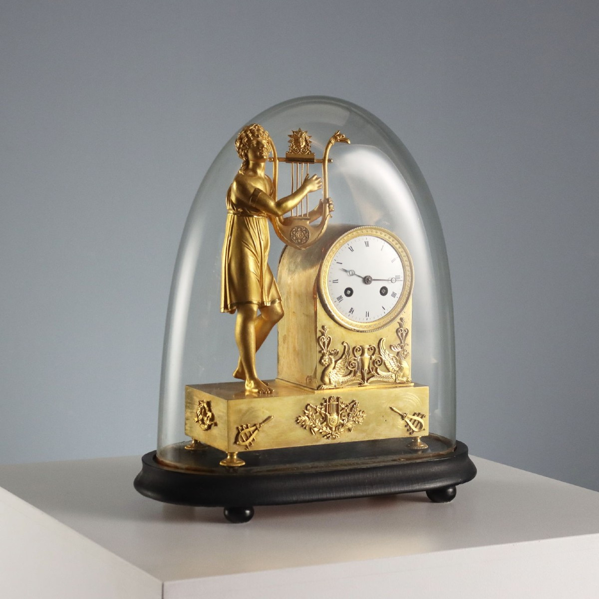 Horloge de table avec vitrine France Seconde moitié du XIXe siècle