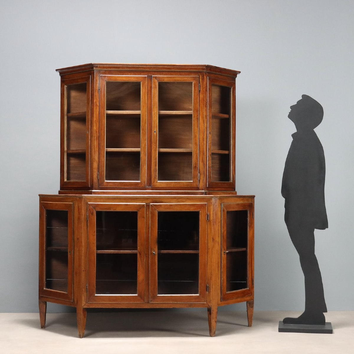 19th-century Italian Walnut Double-cabinet Sideboard With Cut-out Panels-photo-2