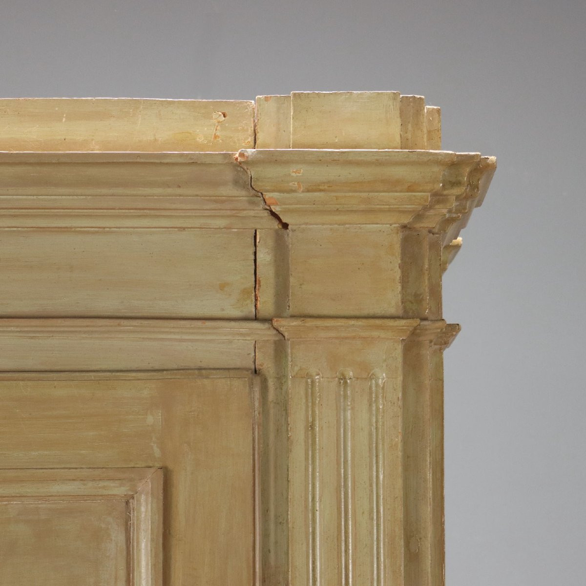 18th-century Italian Baroque Cabinet In Green-lacquered Poplar-photo-3