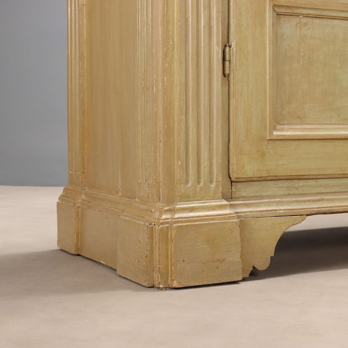 18th-century Italian Baroque Cabinet In Green-lacquered Poplar-photo-5