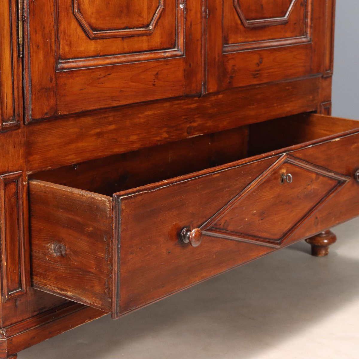 19th-century Two-part Wardrobe In Walnut-stained Poplar From Piedmont-photo-3