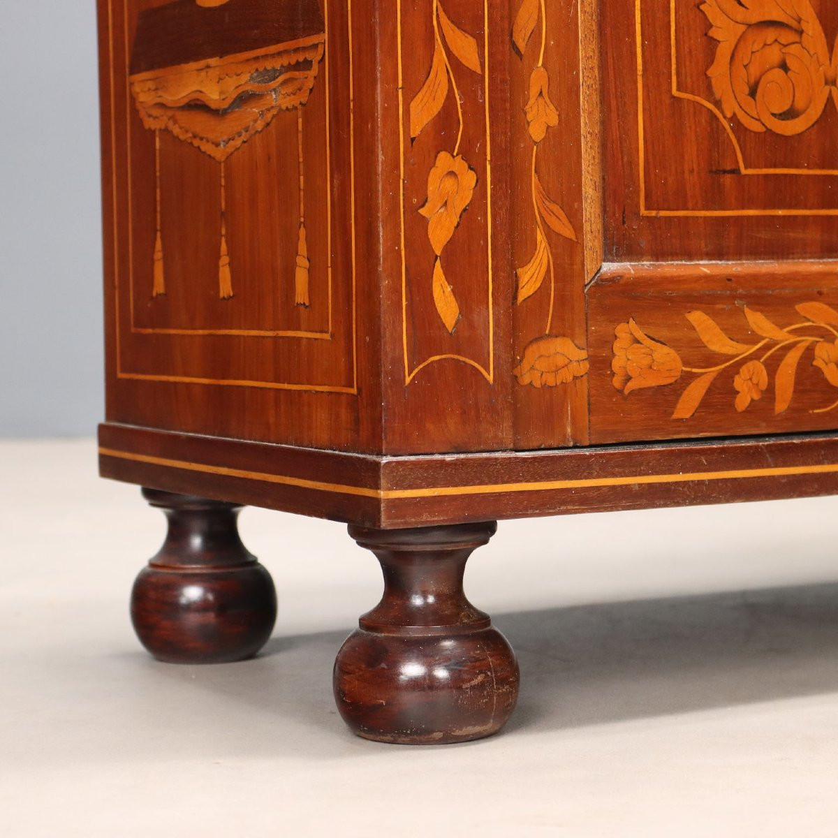 Dutch Mahogany Sideboard With Fillet Work And Inlays, Late 19th Century-photo-2