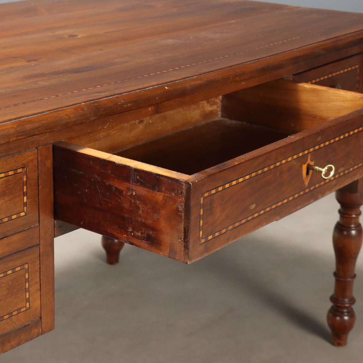 Italian Desk, 20th Century-photo-3