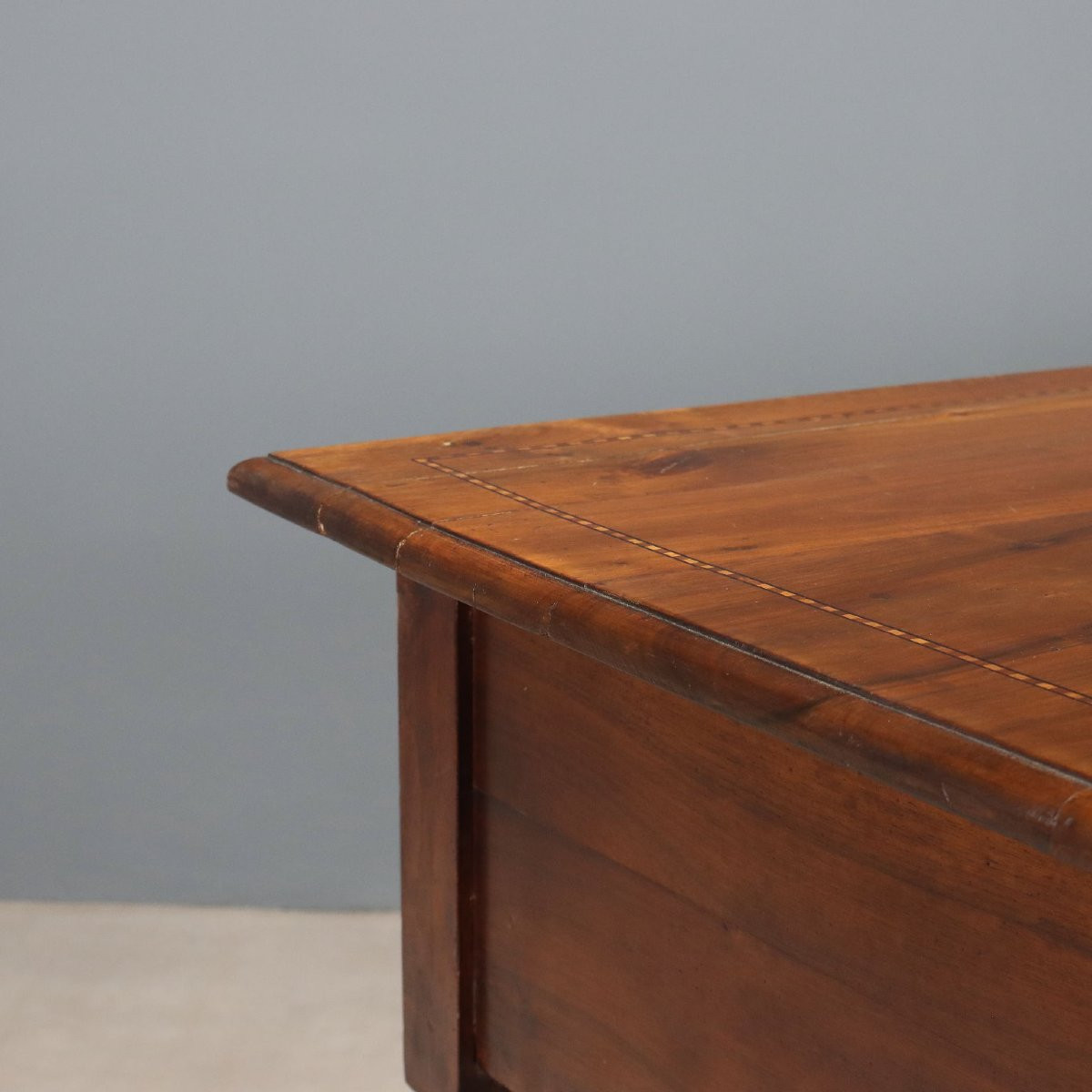 Italian Desk, 20th Century-photo-1