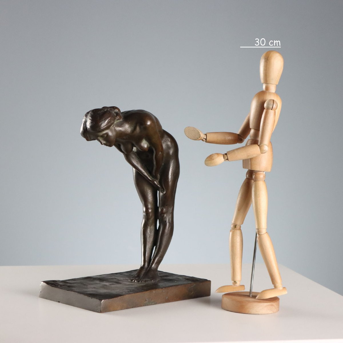 Nu féminin en bronze par Oreste Labò Italie, début des années 1900-photo-2