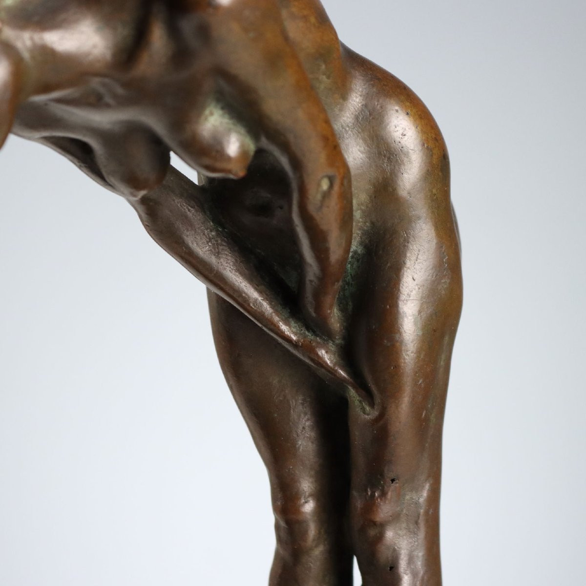 Nu féminin en bronze par Oreste Labò Italie, début des années 1900-photo-4