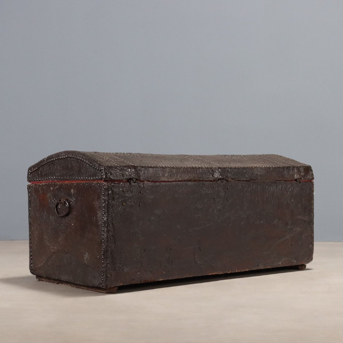 Coffre Ancien Cuir Tissu Bordeaux Espagne XVIIIe Siècle-photo-6