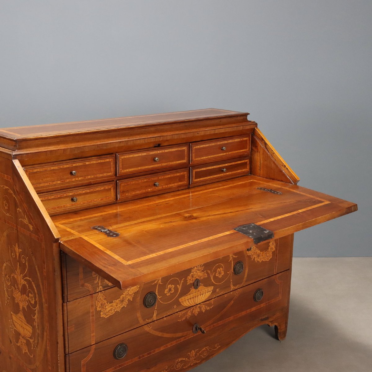 Walnut Chest Of Drawers With Maple Inlays, Piacenza, Mid-18th Century-photo-3