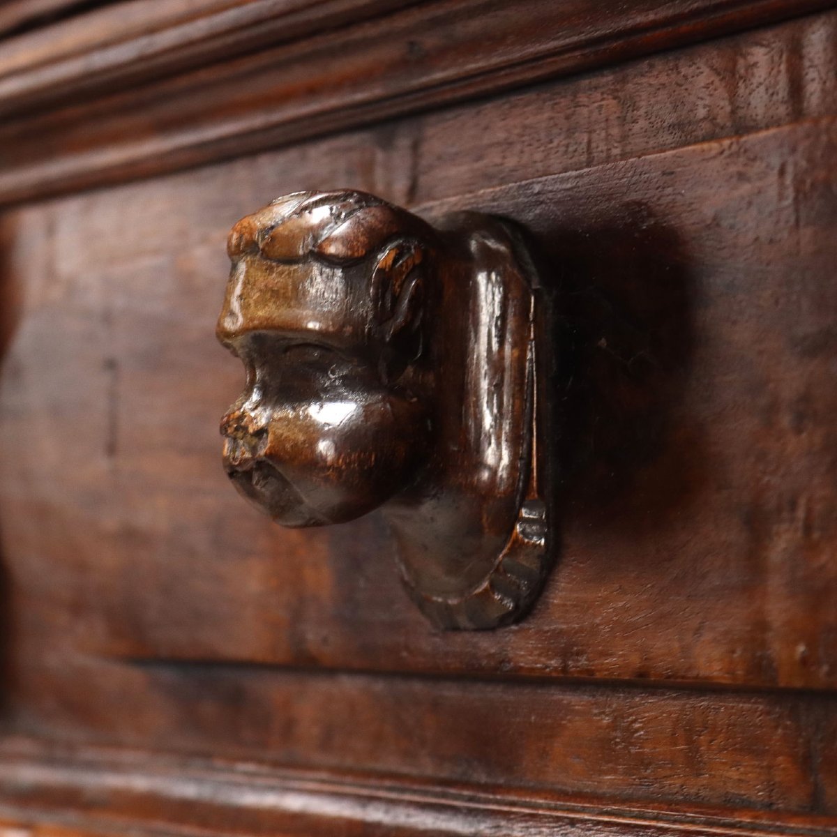 Early 18th-century Baroque Chest Of Drawers In Walnut And Poplar, Genoa-photo-4