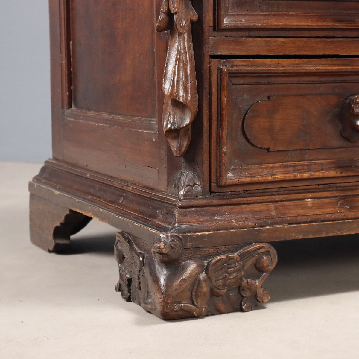 Early 18th-century Baroque Chest Of Drawers In Walnut And Poplar, Genoa-photo-3