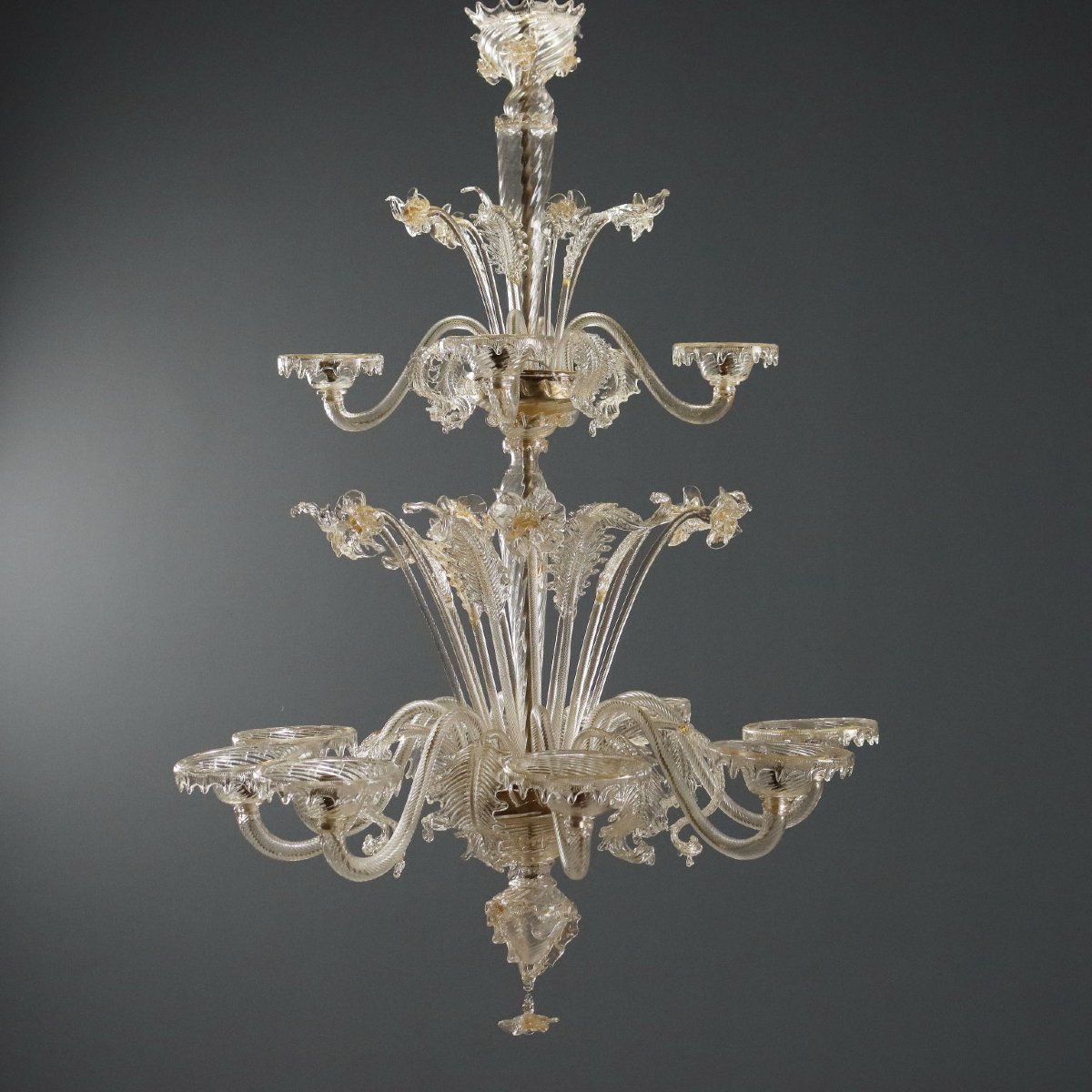Early 20th-century Murano Glass Chandelier With Clear Blown Glass And Gold Accents