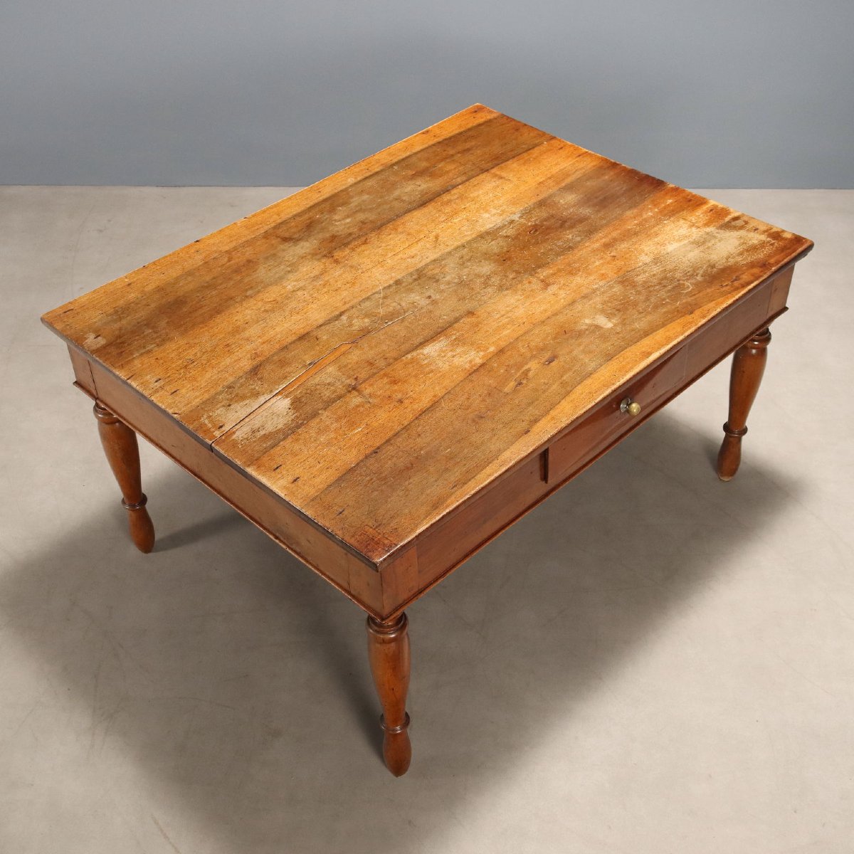 Early 19th-century Italian Walnut Table-photo-2
